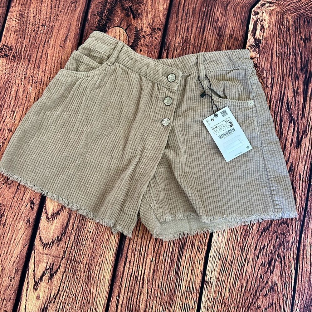 Zara Corduroy Button Front Shhorts Size 13/14